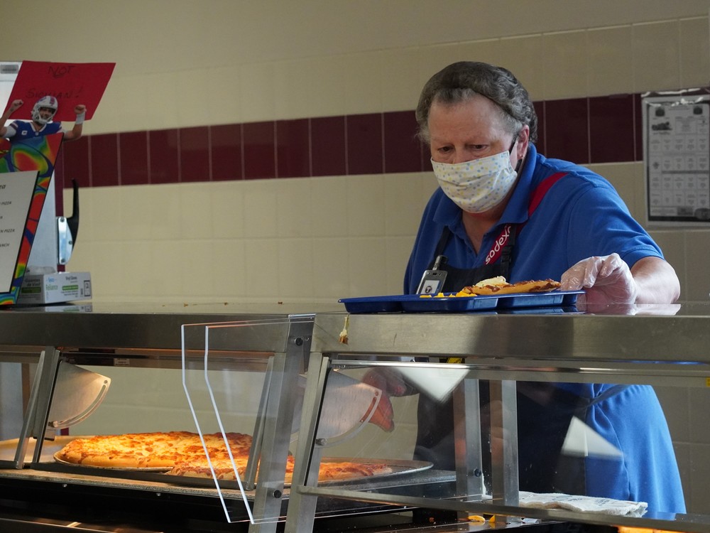 In recognition of National School Lunch Week, the Tonawanda City School District salutes its Food Service professionals for their work in providing delicious and nutritious lunches to children.